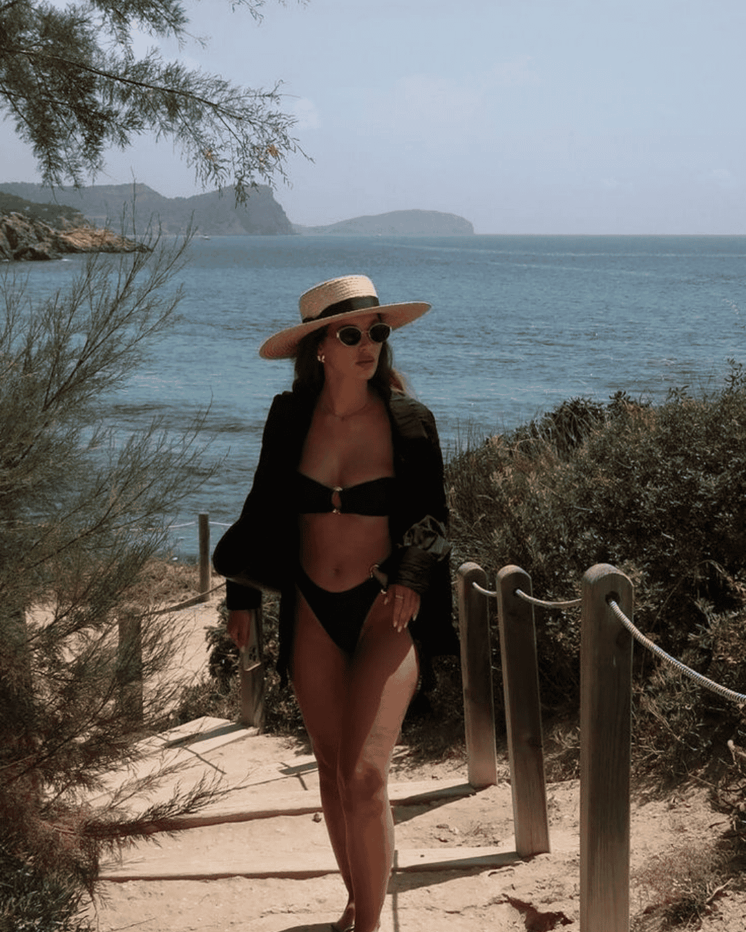 beige and white simple hello summer instagram post (13) beige and white simple hello summer instagram post (13)